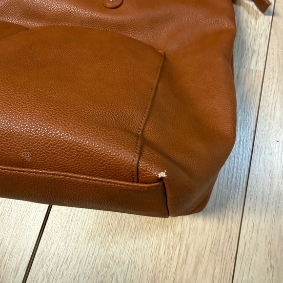 PacaPod Saunton Convertible Diaper Bag - Picture 8 of 12